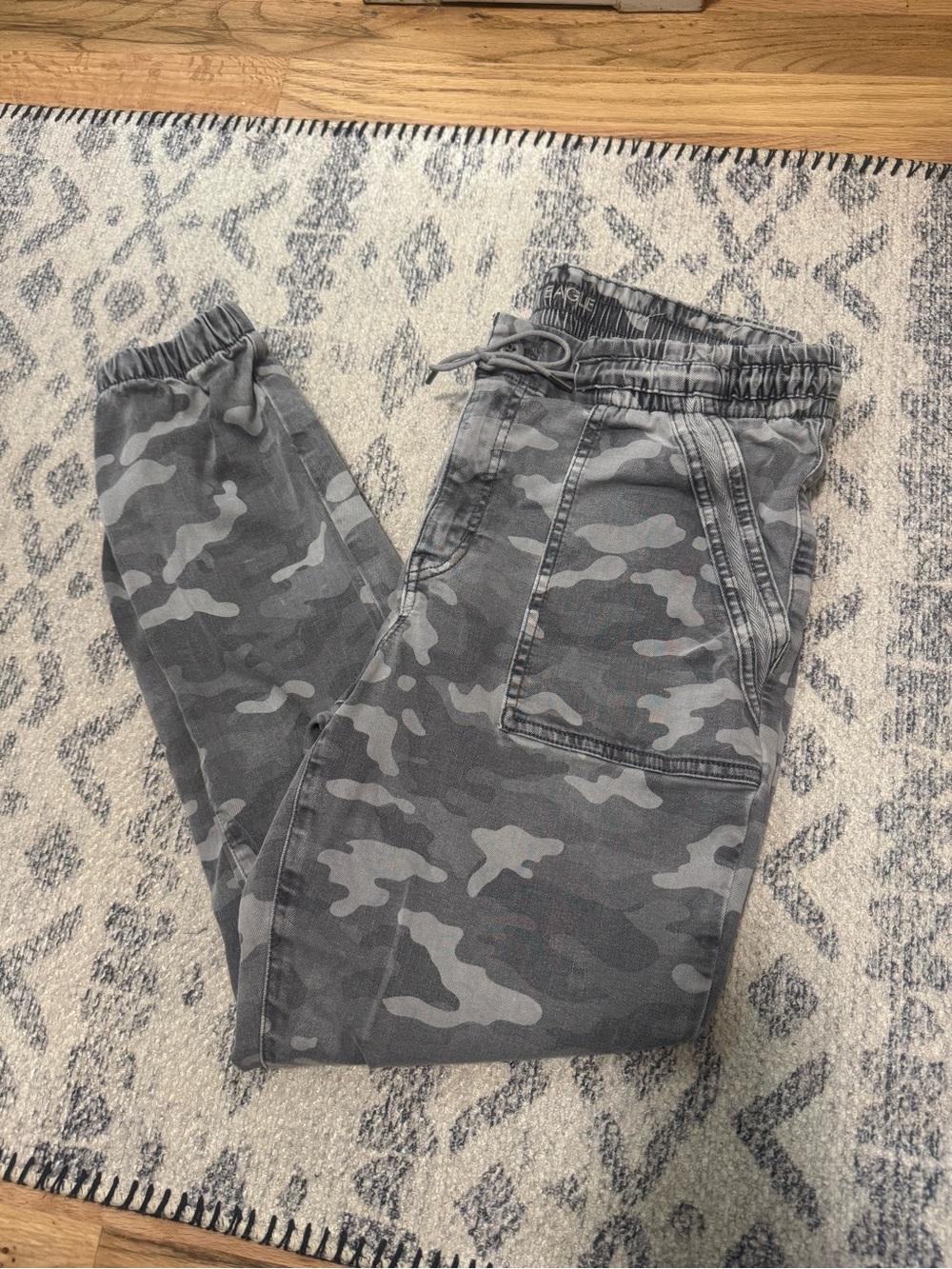 Women's Gray Camo Jogger Pants - American Eagle
